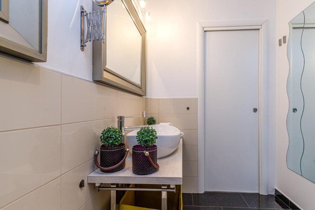 Łazienka w obiekcie Two bedroom Apartment La Mer