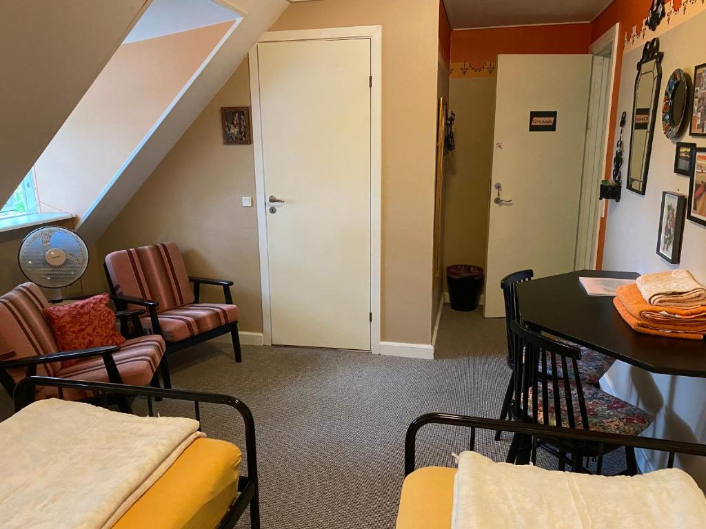 Posezení v ubytování Myrehøj Bed & Breakfast