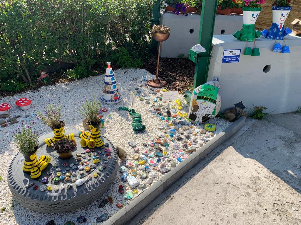 ZLATÁ-ÉRA - Resim 25