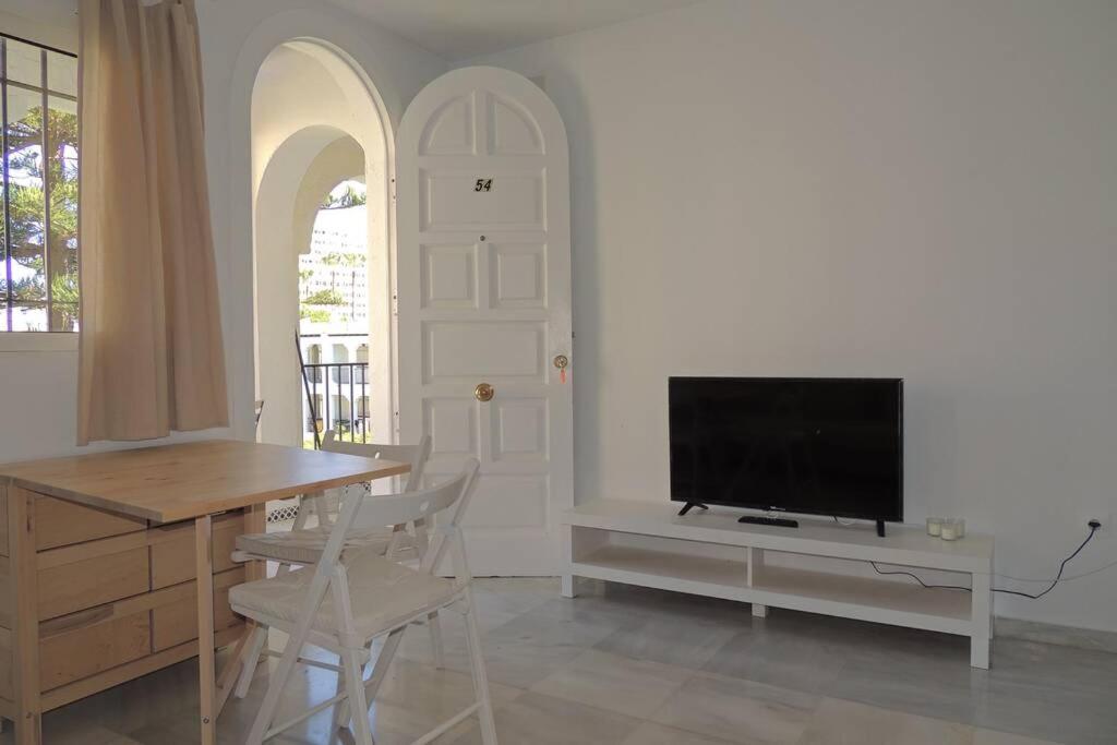 Fotografia z galérie ubytovania Corbousier - Beach - Playa - Apartment 54 v destinácii Benalmádena