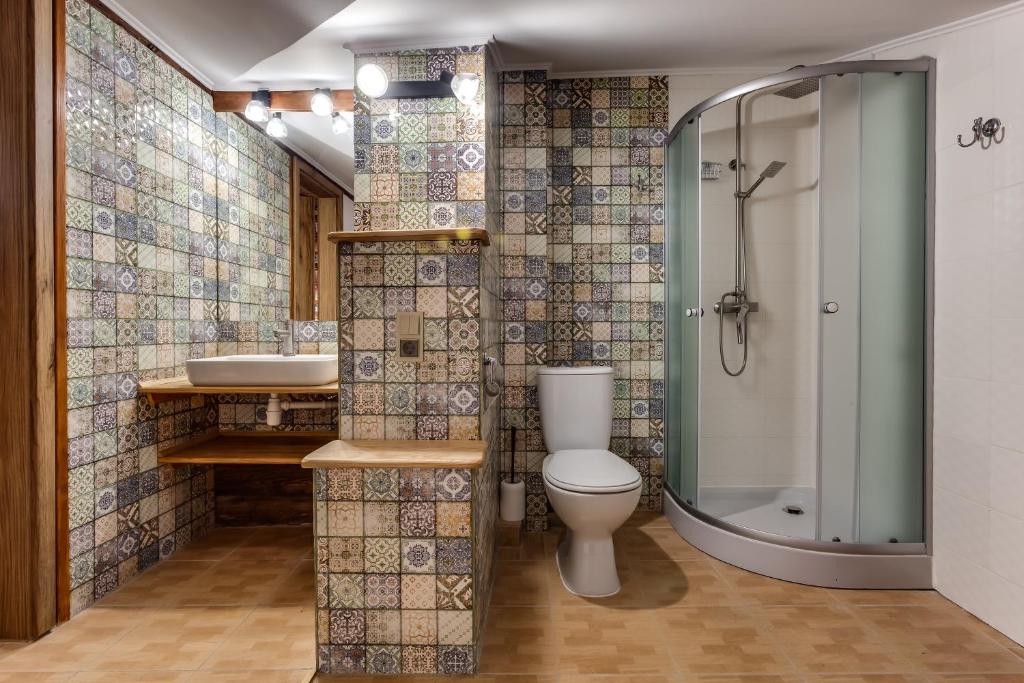 Four bedrooms apartment in the heart of Lviv фото 3