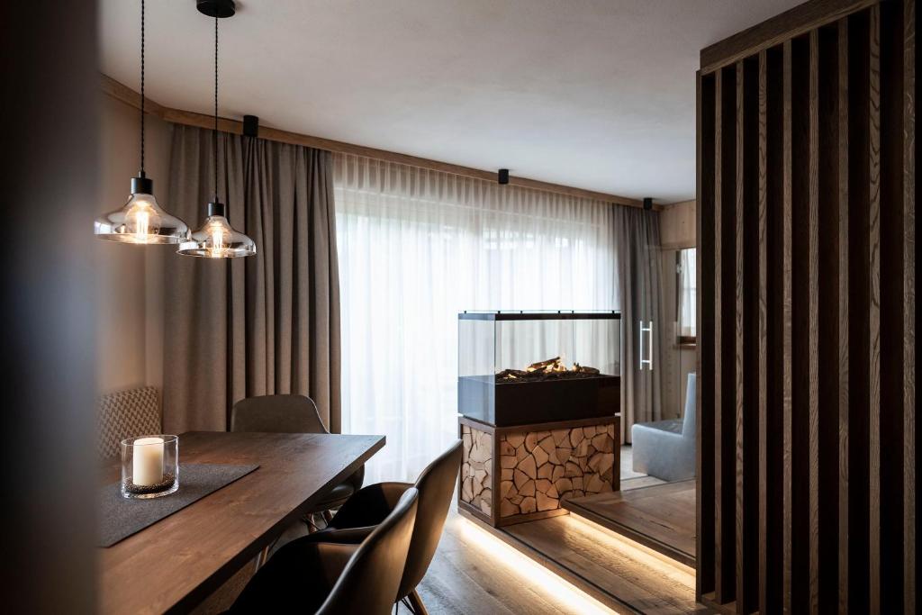 Post Alpina - Family Chalets Dolomites