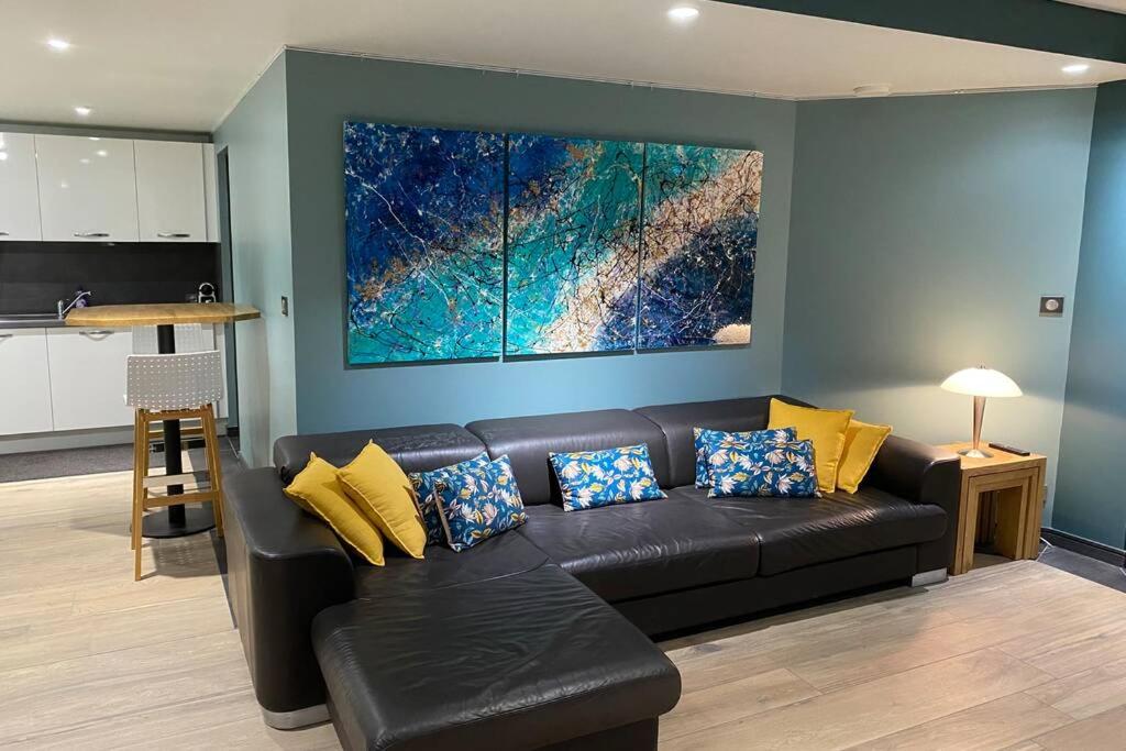 Photo de la galerie de l'établissement Appartement d'exception avec vue mer, à Gicquel