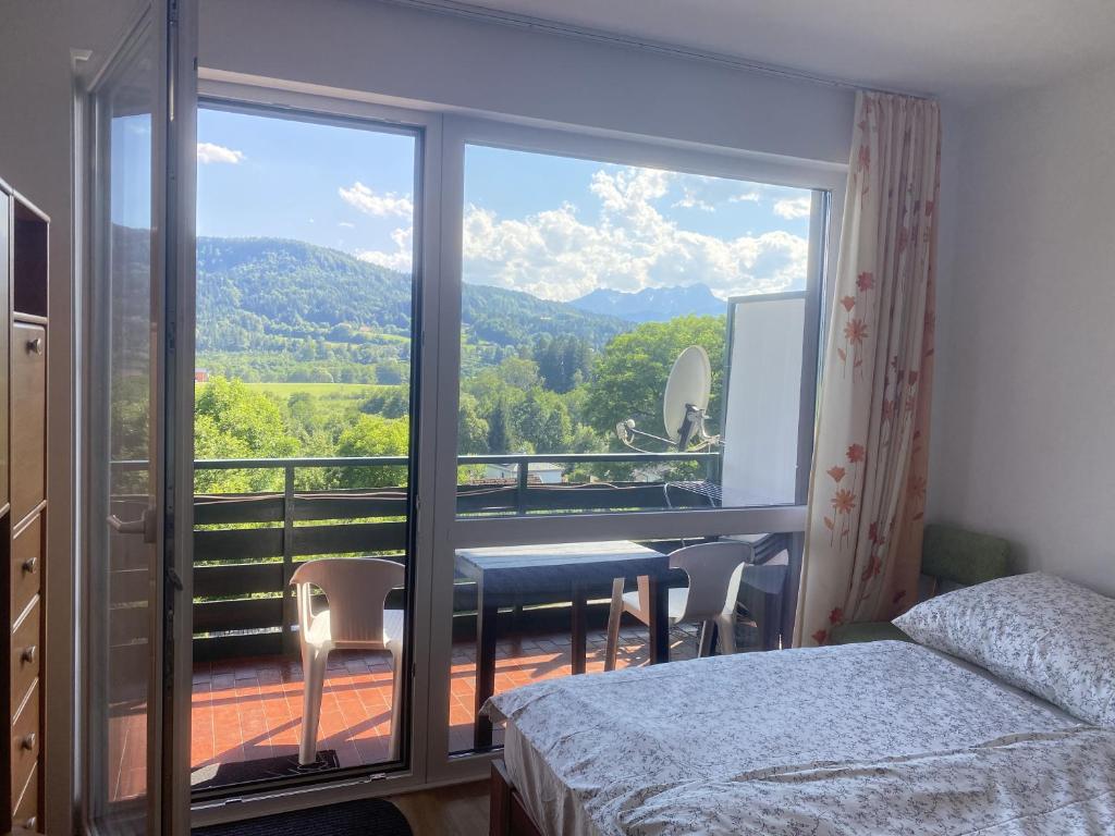 Výhľad na hory alebo výhľad na hory priamo z apartmánu