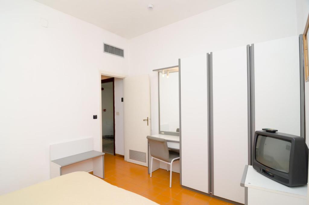 Hotel Flora Wellness & Beauty - Economy Double Room