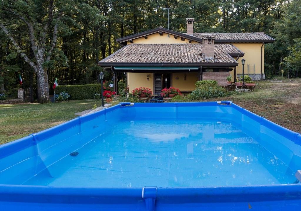 Бассейн в Villa Giardino Boschivo - Irpinia или поблизости