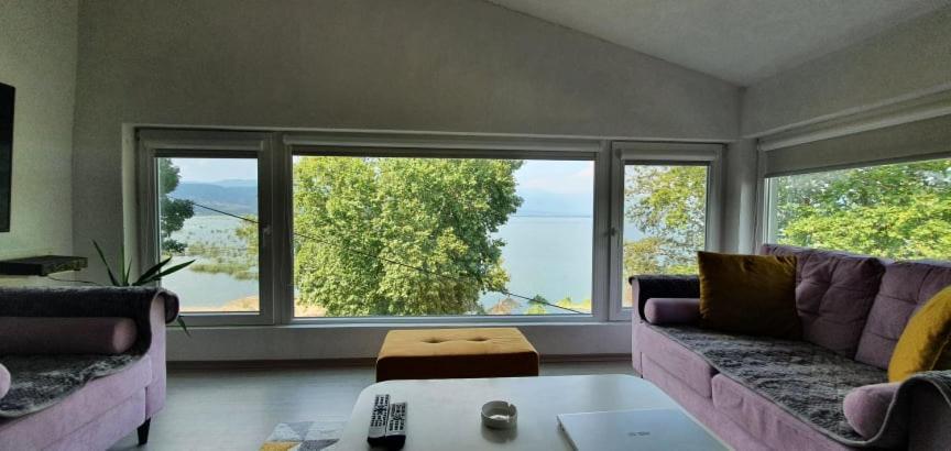 Posezení v ubytování Apartmani Kaldrma