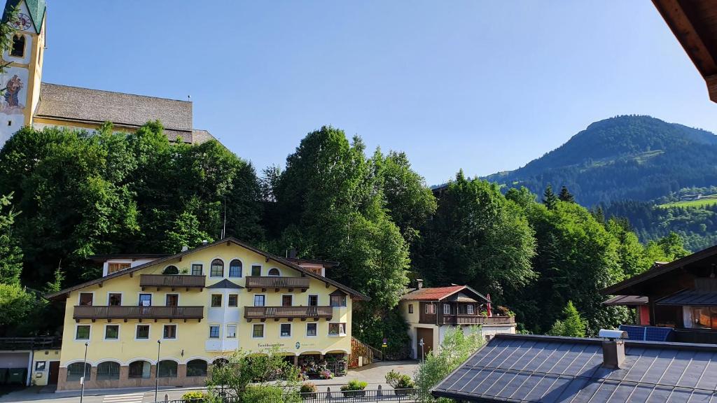 Výhľad na hory alebo výhľad na hory priamo z apartmánu
