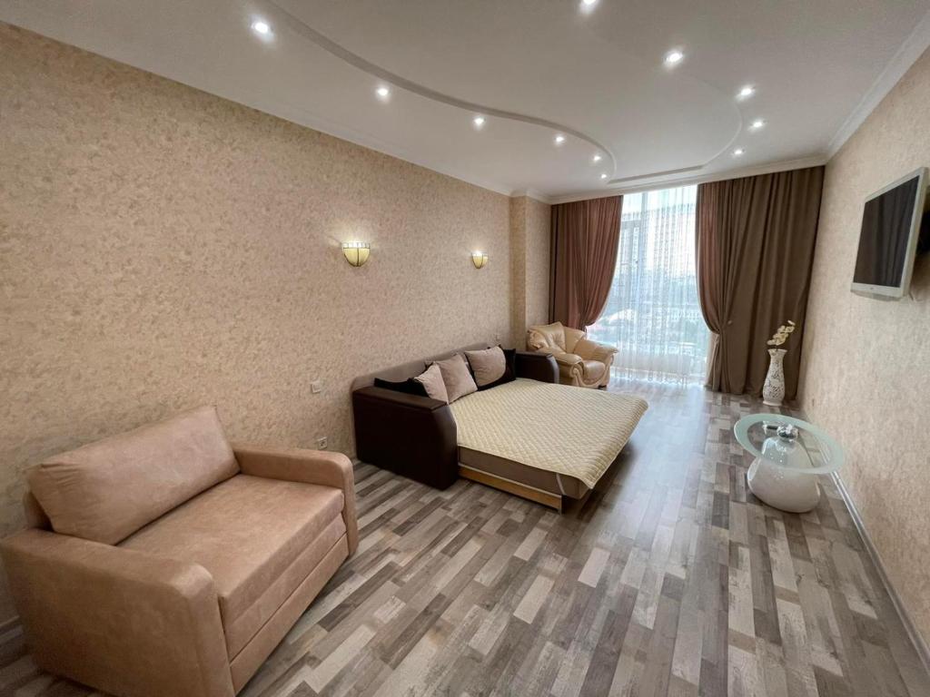 A seating area at Sea View Kadorr Suite