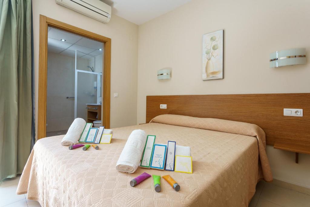 Hostal Costabella powered by Faro Homes, Fuengirola – Updated ...