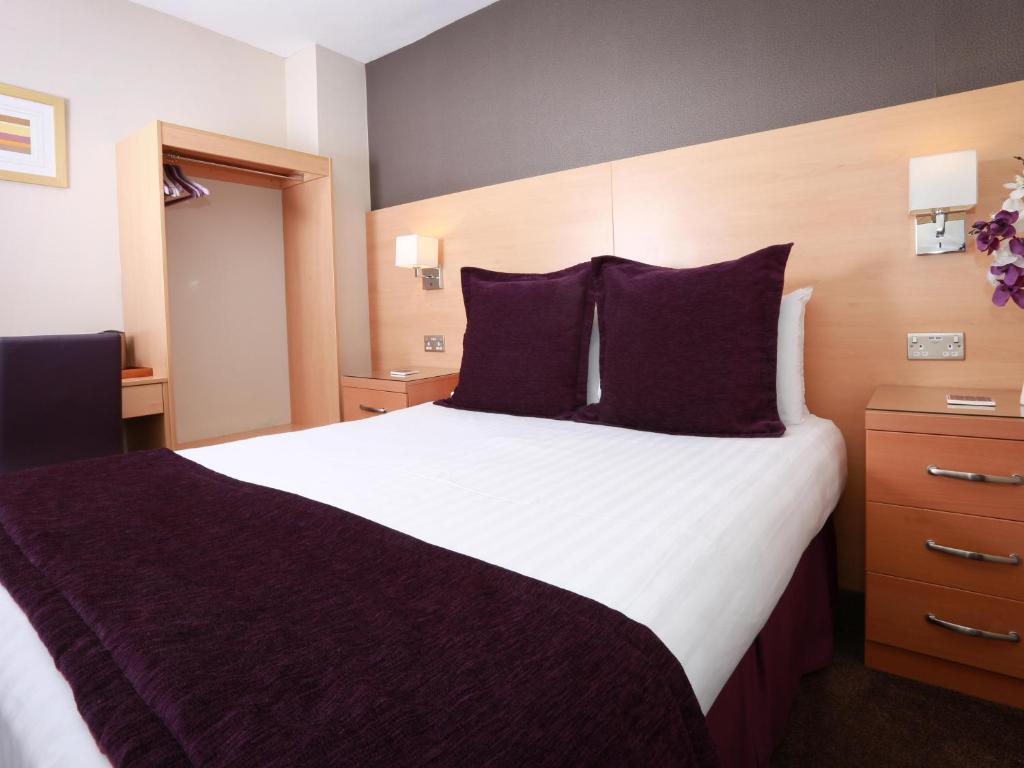 The Chocolate Box Guest House - Resim 33