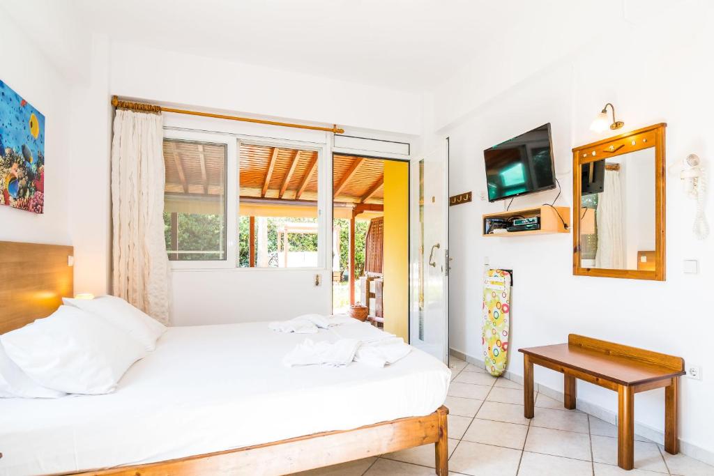 Thalassa Apartments - 5