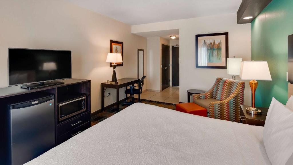 Best Western Plus Atrium Inn & Suites - キングルーム シャワー付 禁煙