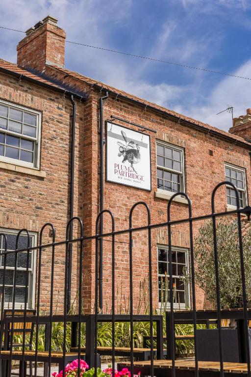 Plum and Partridge Husthwaite - Resim 40