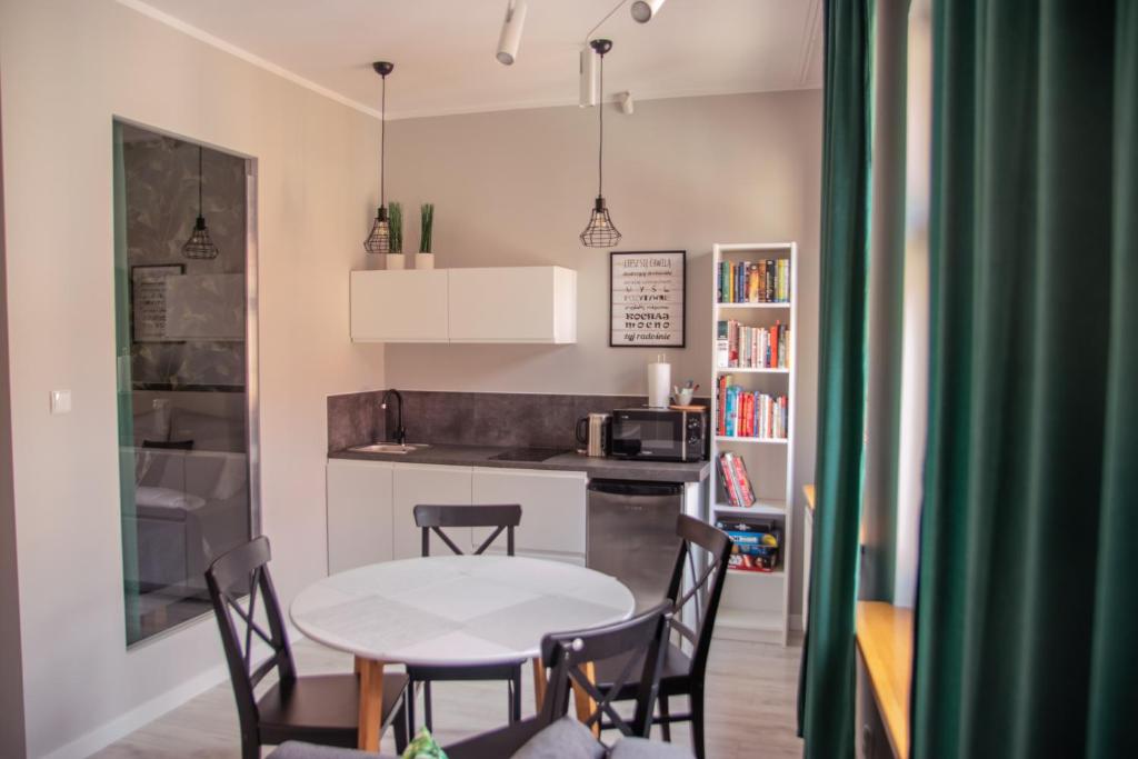 Część wypoczynkowa w obiekcie Apartamenty Długa 6