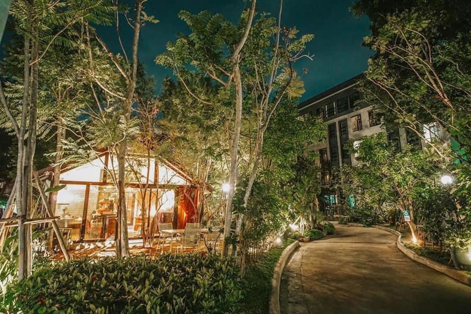 Bangkok Oasis Hotel - Resim 17