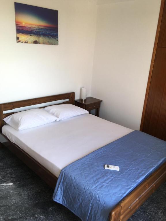 Postel nebo postele na pokoji v ubytování Lefkandi sea view