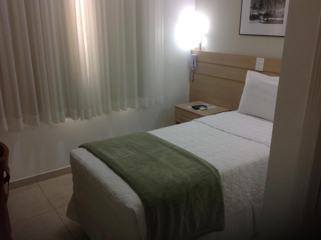  Upper Hotel