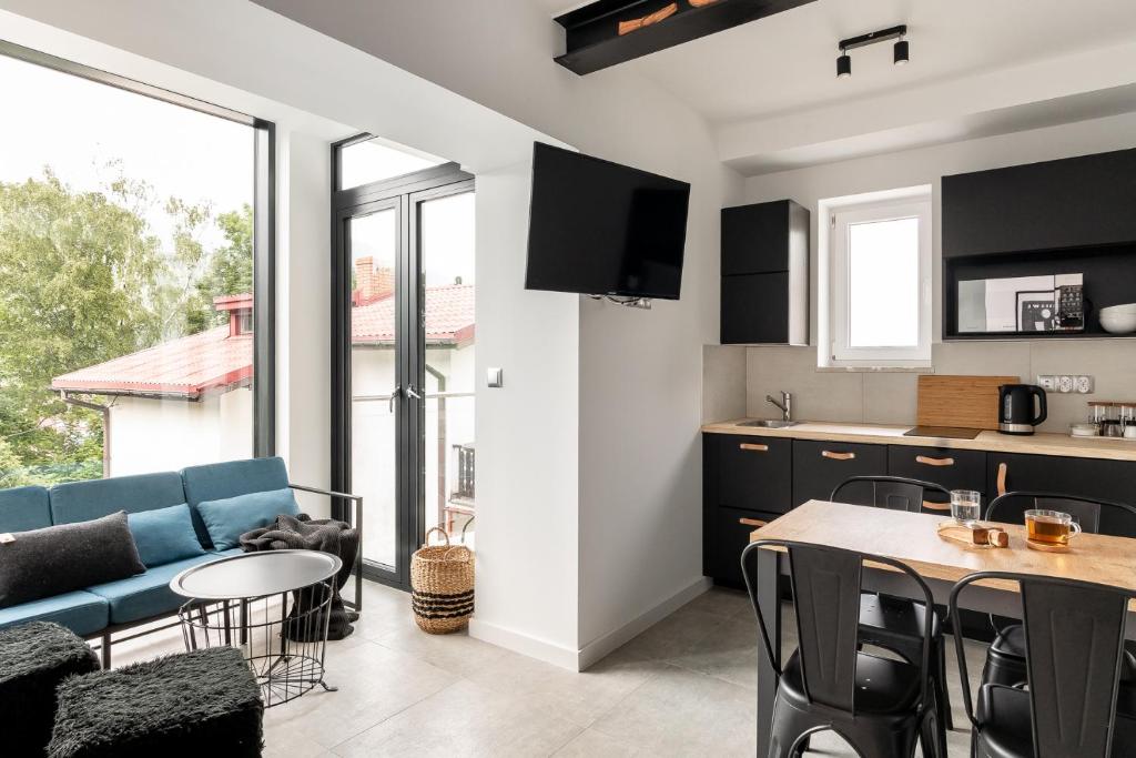 VILLA 10 Active - 18