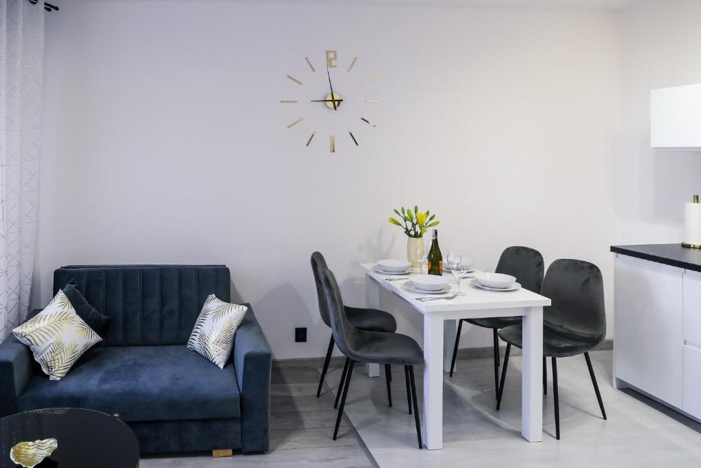 Cracow by Night Apartments - 19