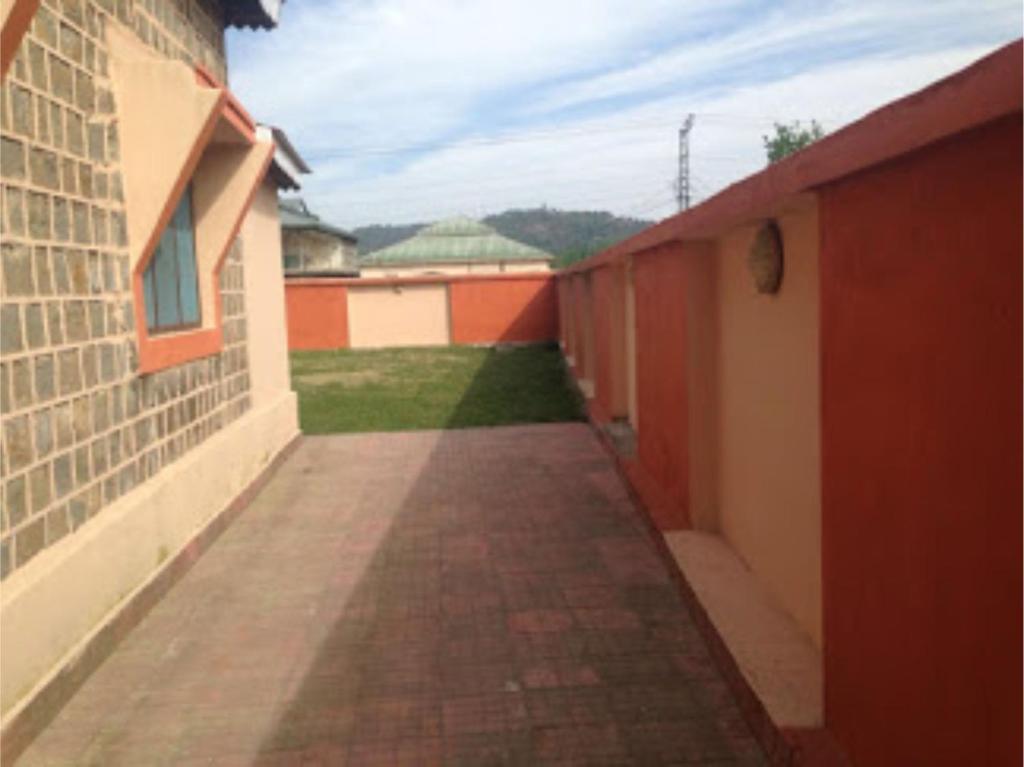 Springfield Guest House Rawalakot - Housity