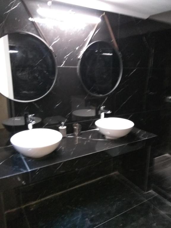Kúpeľňa v ubytovaní NAFPAKTOS Beach luxury Suites