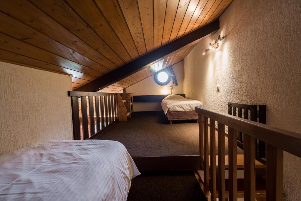 Hôtel La Bergerie - Habitación Dúplex XL (2 Adultos + 2 Niños)