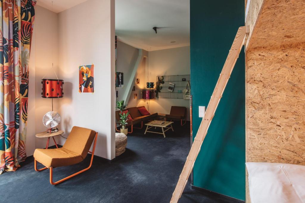 Postel nebo postele na pokoji v ubytování Superbude Hamburg Altona