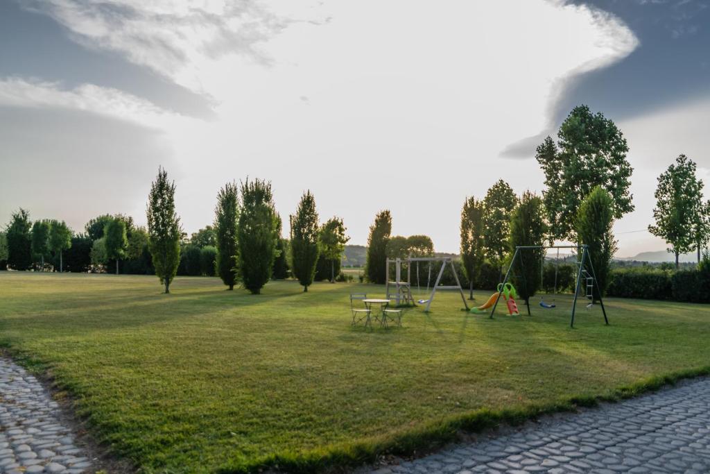 Ogród w obiekcie Villa San Pietro