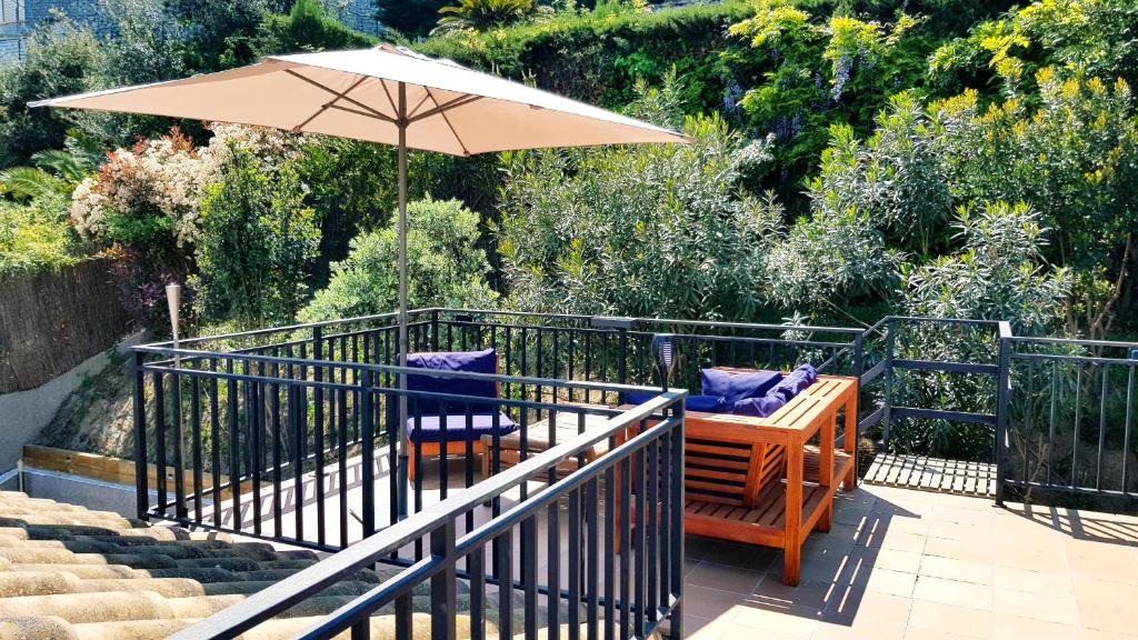 A balcony or terrace at Stay U-nique Villa Portimar