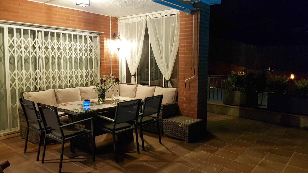 A balcony or terrace at Stay U-nique Villa Portimar