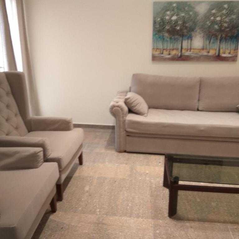 Posedenie v ubytovaní NAFPAKTOS Beach luxury Suites