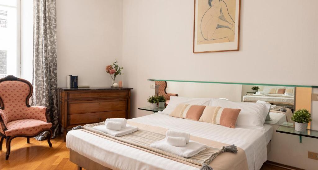 Zdjęcie z galerii obiektu JOIVY Suite Heart of Como 2 w Como