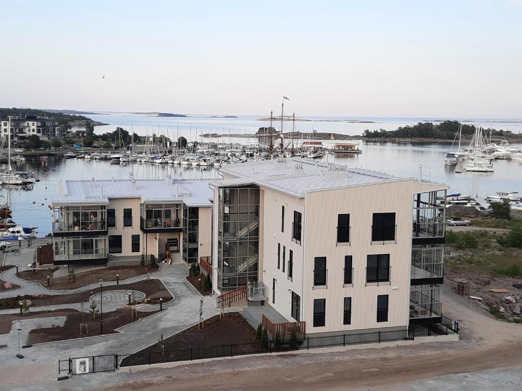 Hanko Holidays - Housity