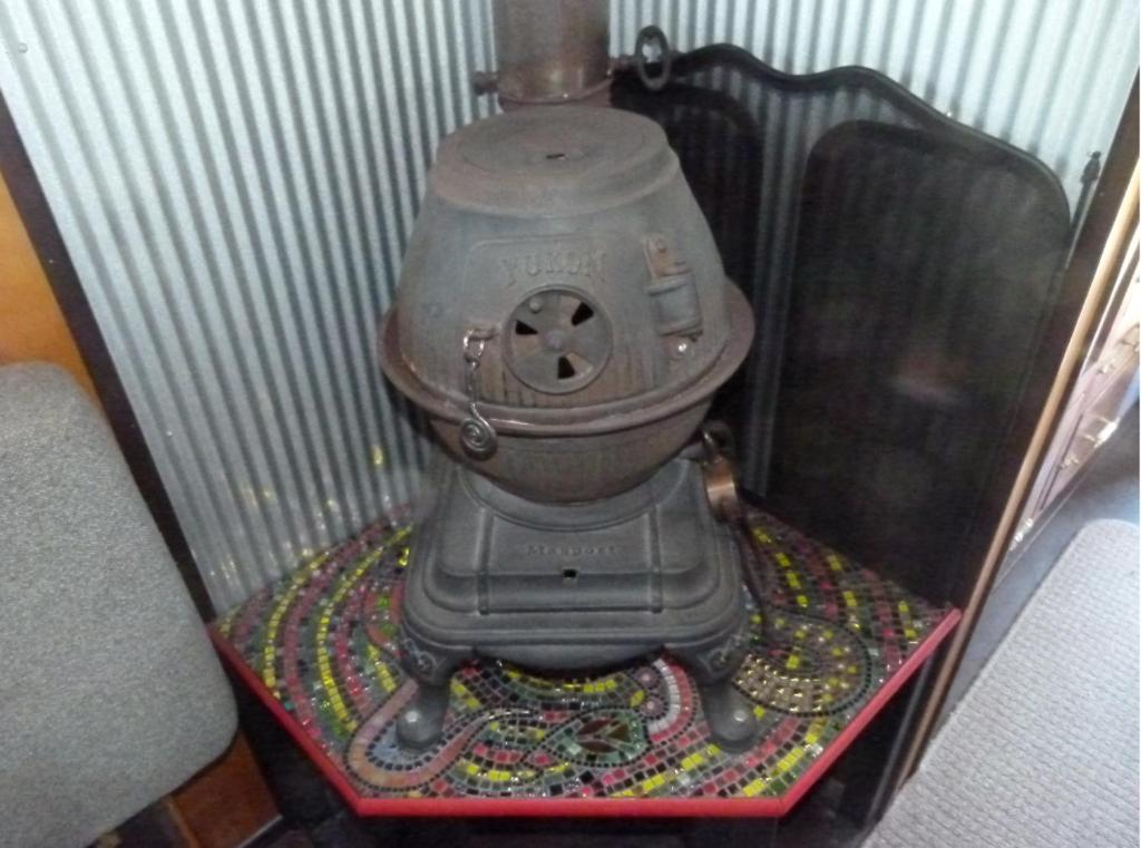 Wacky Stays - unique farm-stay glamping rentals, FREE animal feeding tours - Resim 28