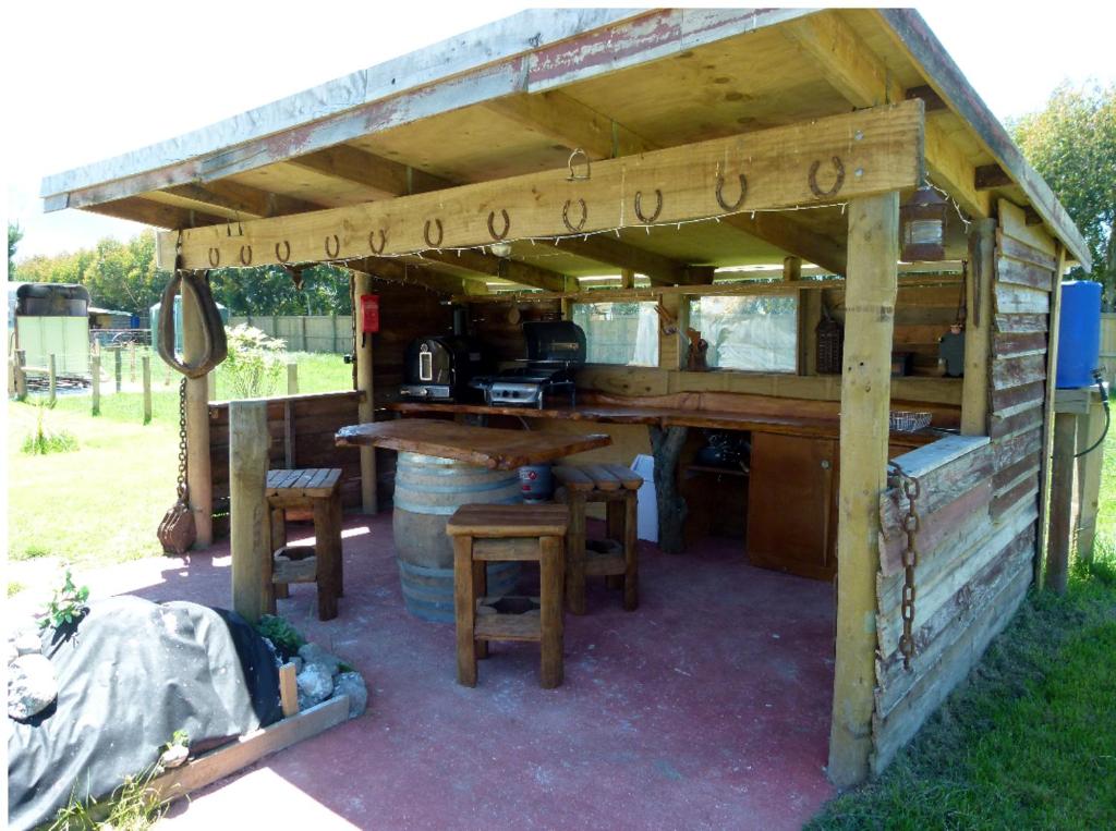 Fotografie z fotogalerie ubytování Wacky Stays - unique farm-stay glamping rentals, FREE animal feeding tours v destinaci Kaikoura