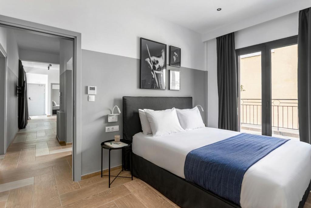 Play Theatrou Athens - Resim 13