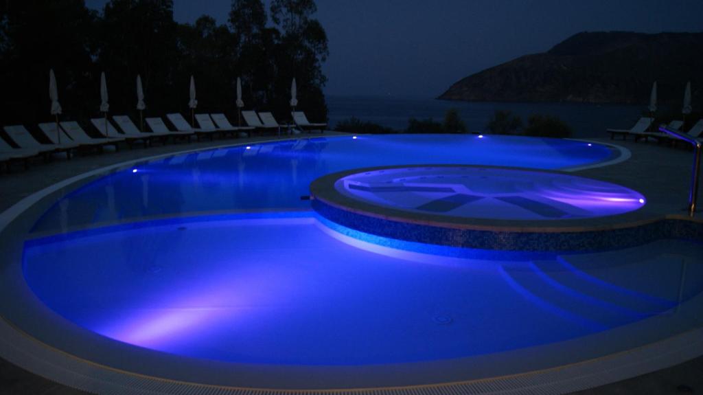 Basen w obiekcie Vulcano Blu Residence lub w pobliżu