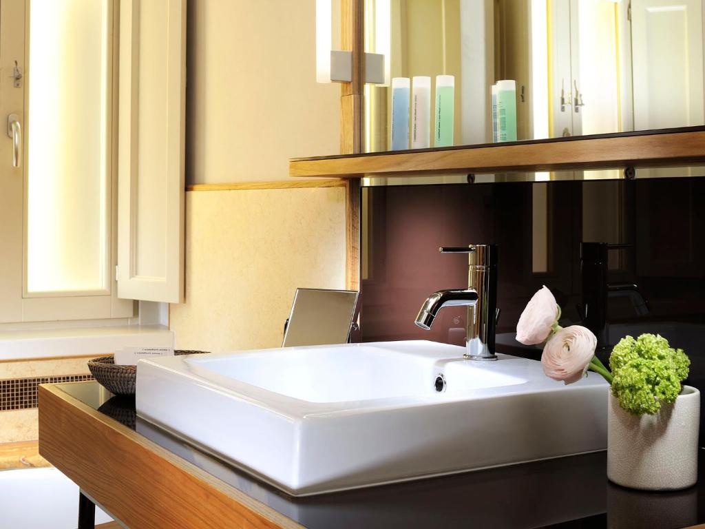 Mario De' Fiori 37 - Resim 23