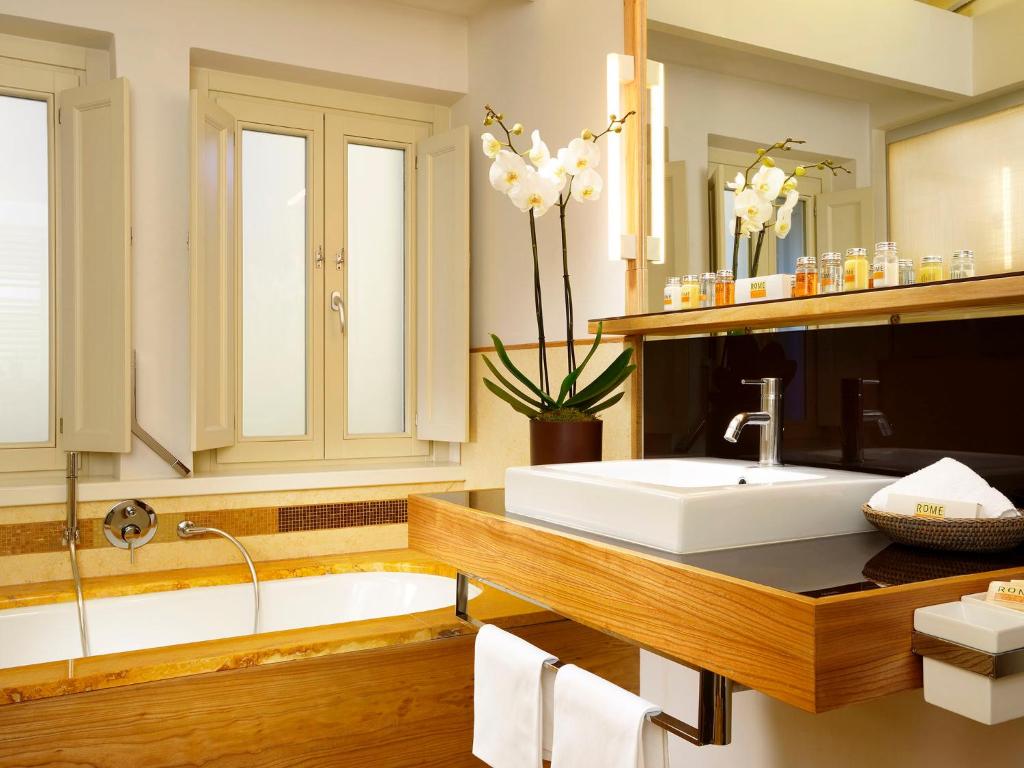 Mario De' Fiori 37 - Resim 29