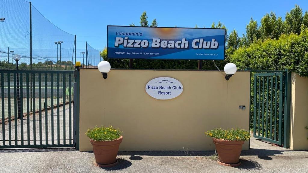 Certifikát, ocenenie alebo iný dokument vystavený v ubytovaní Pizzo Beach Club, 11 G