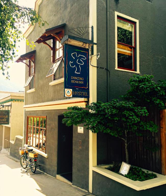 Budova, kde se hostel nachází