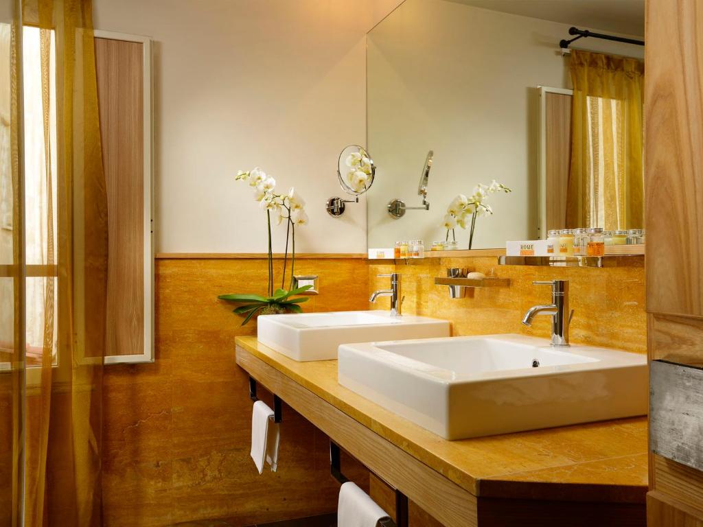 A bathroom at Babuino 181 - Small Luxury Hotels of the World