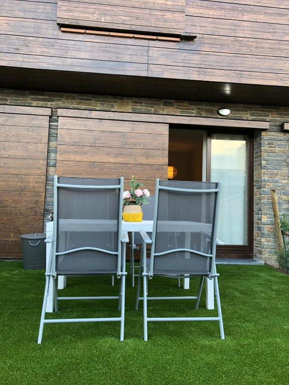Fotografie z fotogalerie ubytování Cal Xera - Acollidora planta baixa amb jardí privat i llar de foc v destinaci Puigcerdà