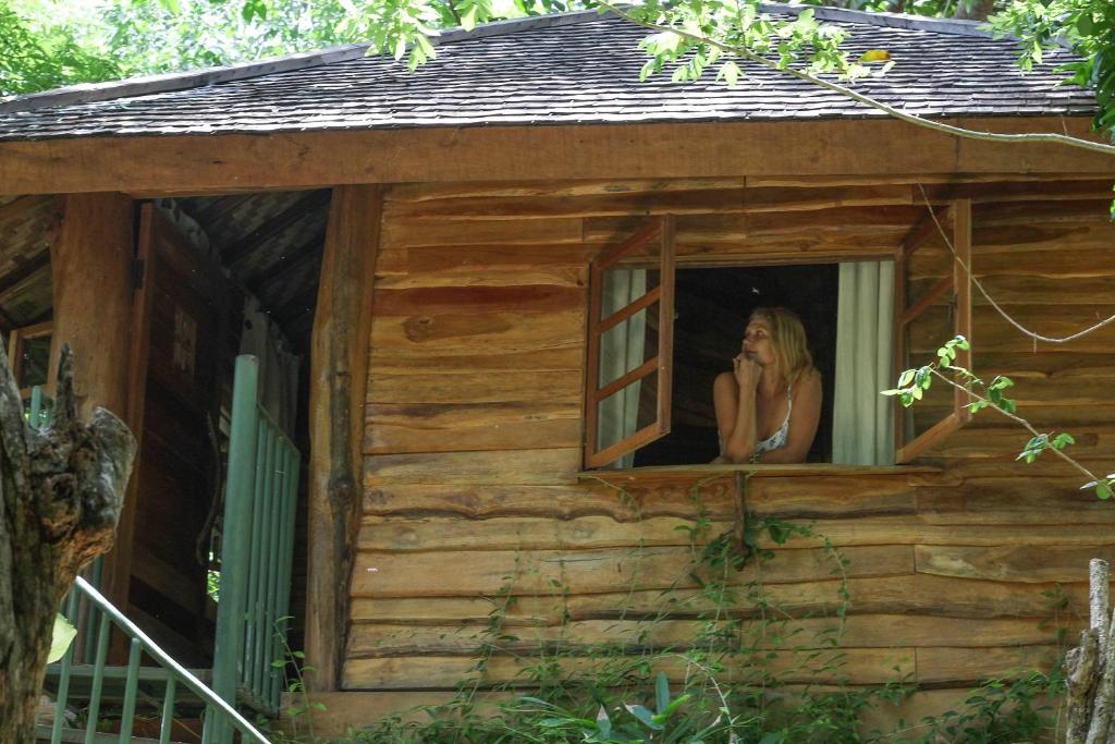 Roots Tree House - 12