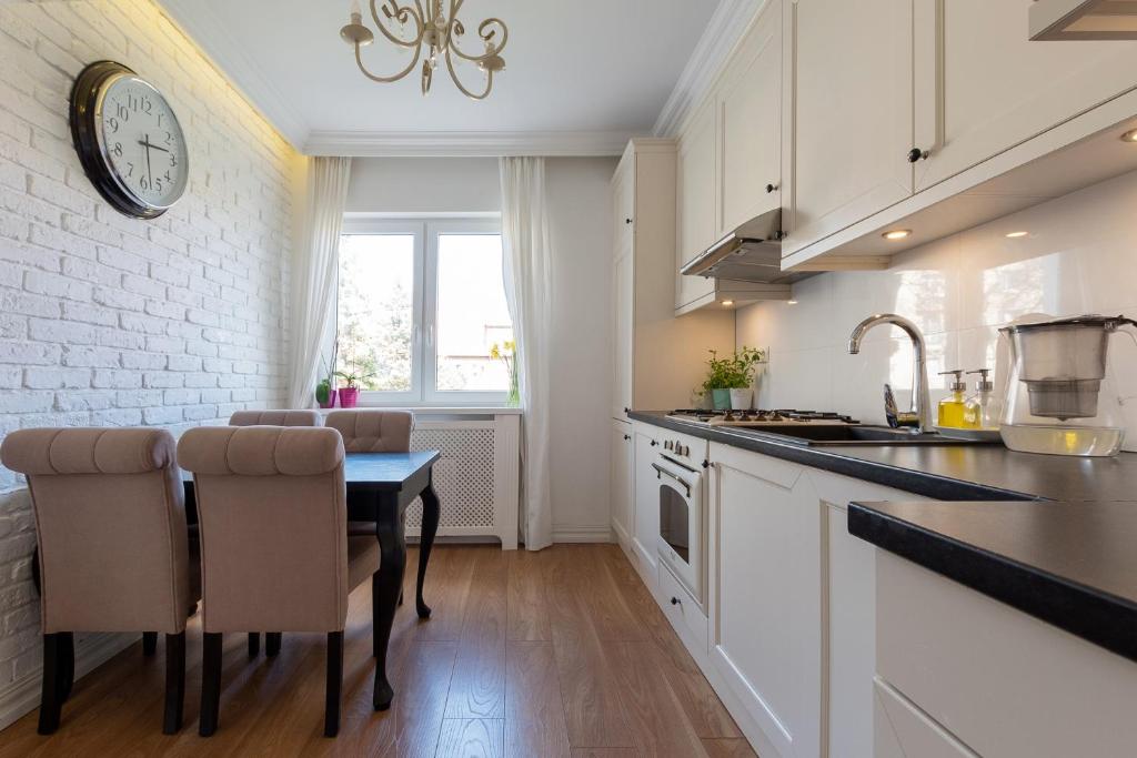 Elegant near Old Town - free parking - 6