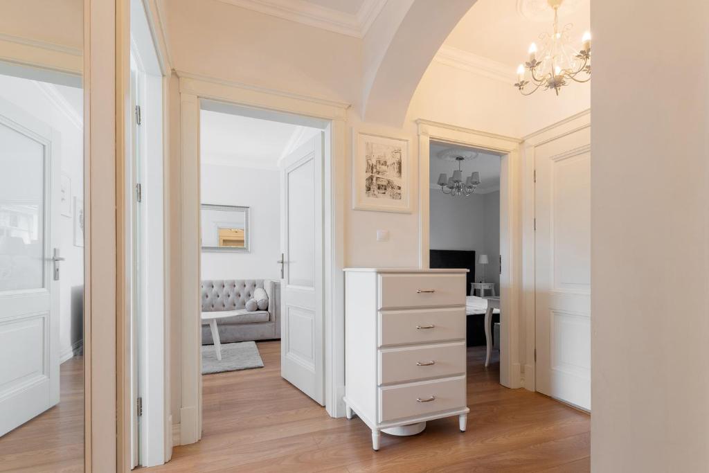 Elegant near Old Town - free parking - 12