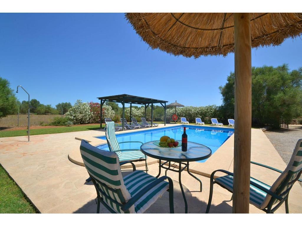 Bazén v ubytování Mansion Mallorca with Private Pool nebo v jeho okolí