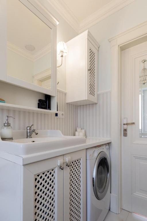 Elegant near Old Town - free parking - 10