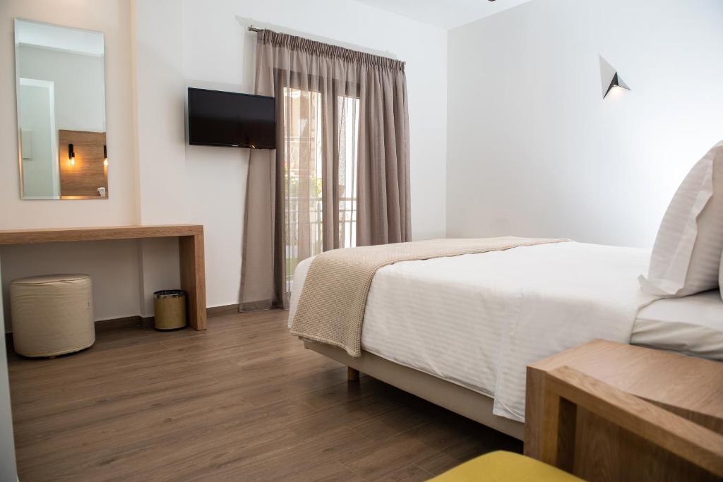 Liberty of Nafplio - Resim 24